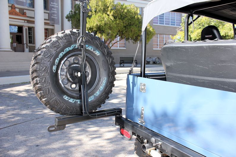 4PlusProducts FJ40 Tire Carriers Rear Tow Bumper with Tire and